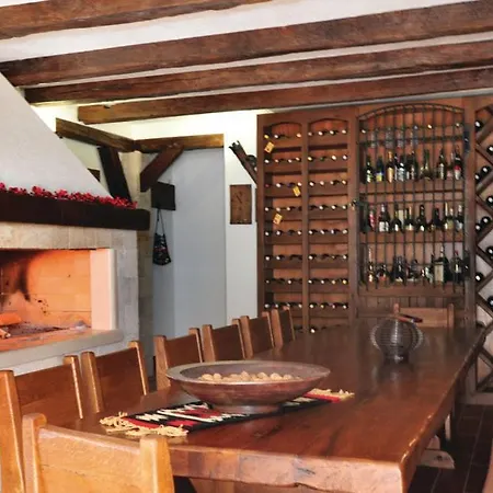 Luxury With Heated Pool, Jacuzzi And Sauna Makarska