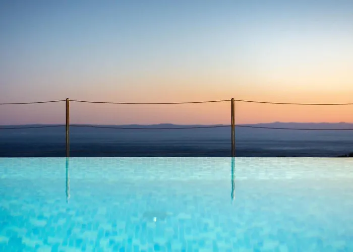 Luxury With Heated Pool, Jacuzzi And Sauna * ماكارسكا