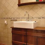 Luxury With Heated Pool, Jacuzzi And Sauna 度假居 *